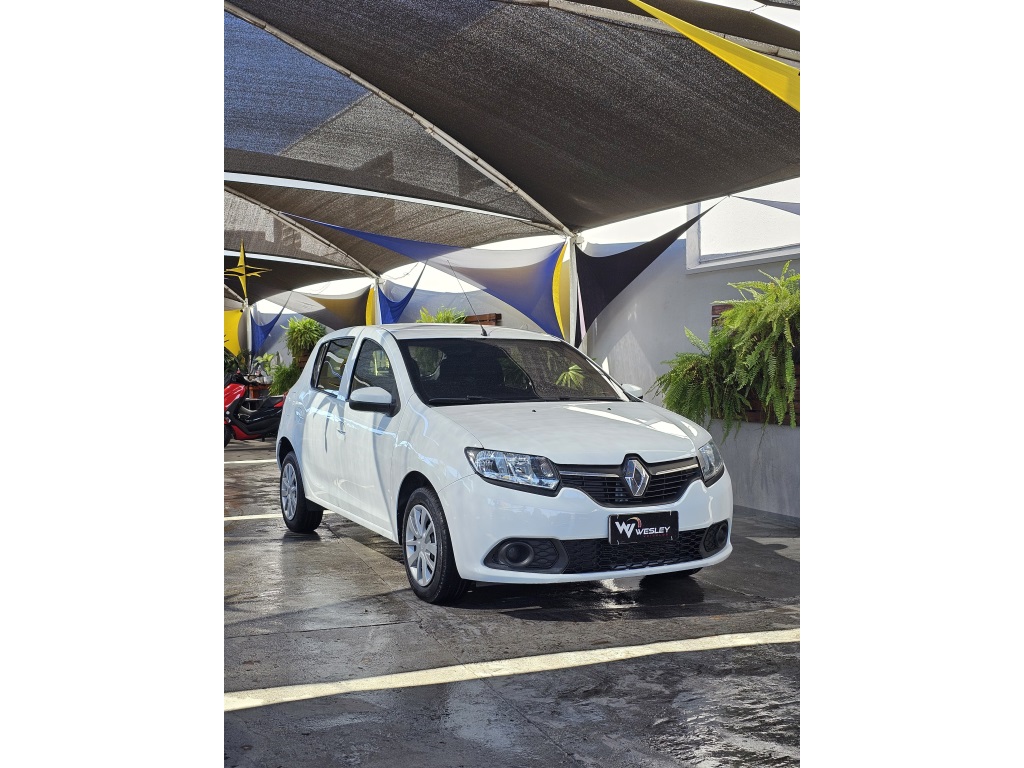 RENAULT SANDERO