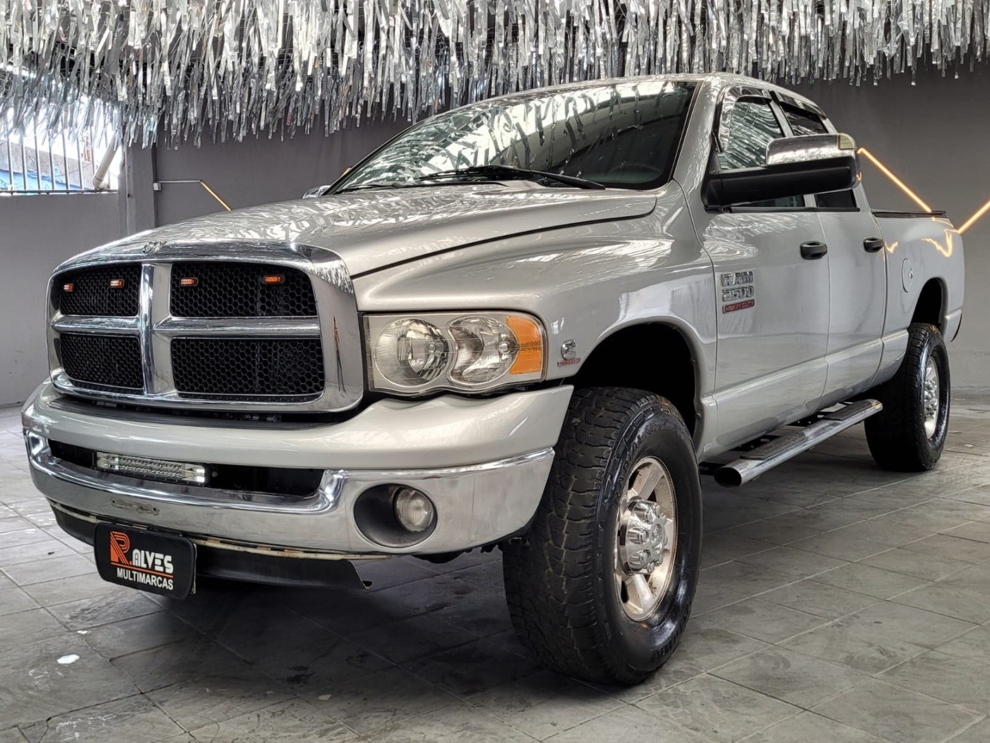 DODGE RAM