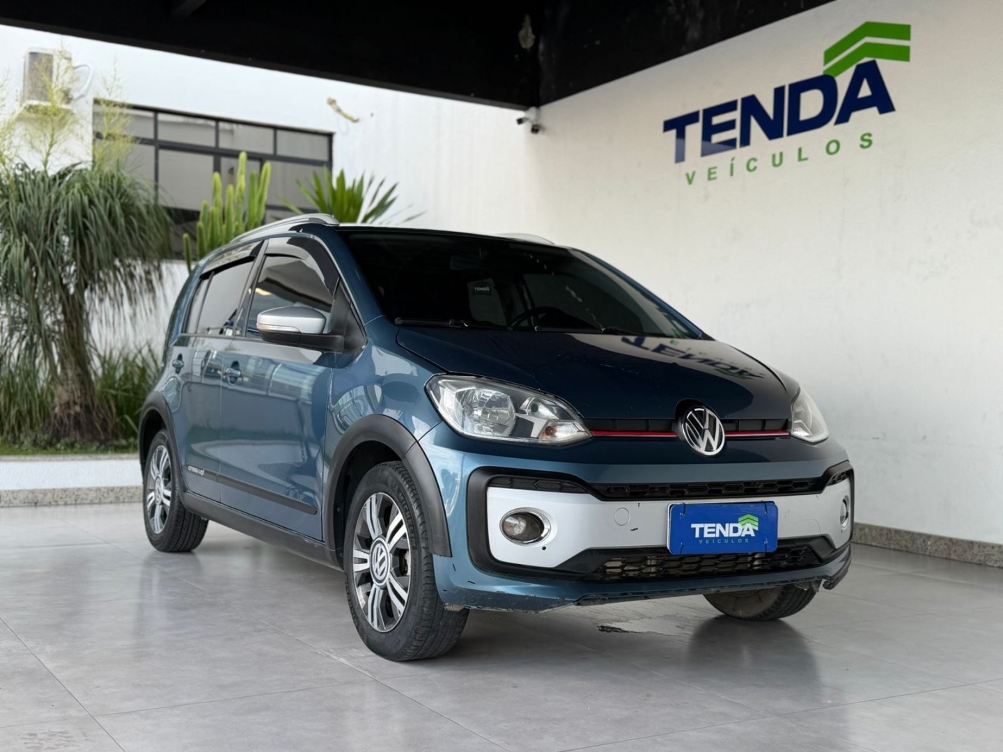 VOLKSWAGEN CROSS UP