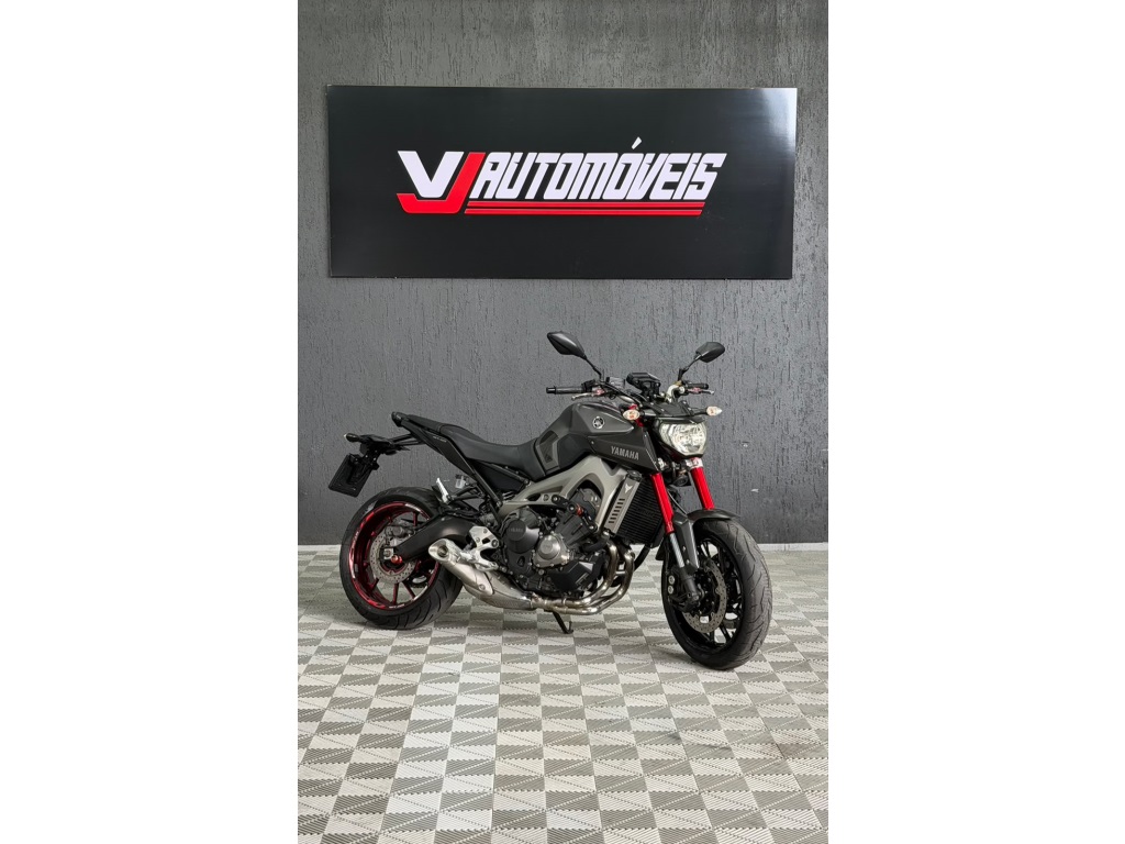 YAMAHA MT-09