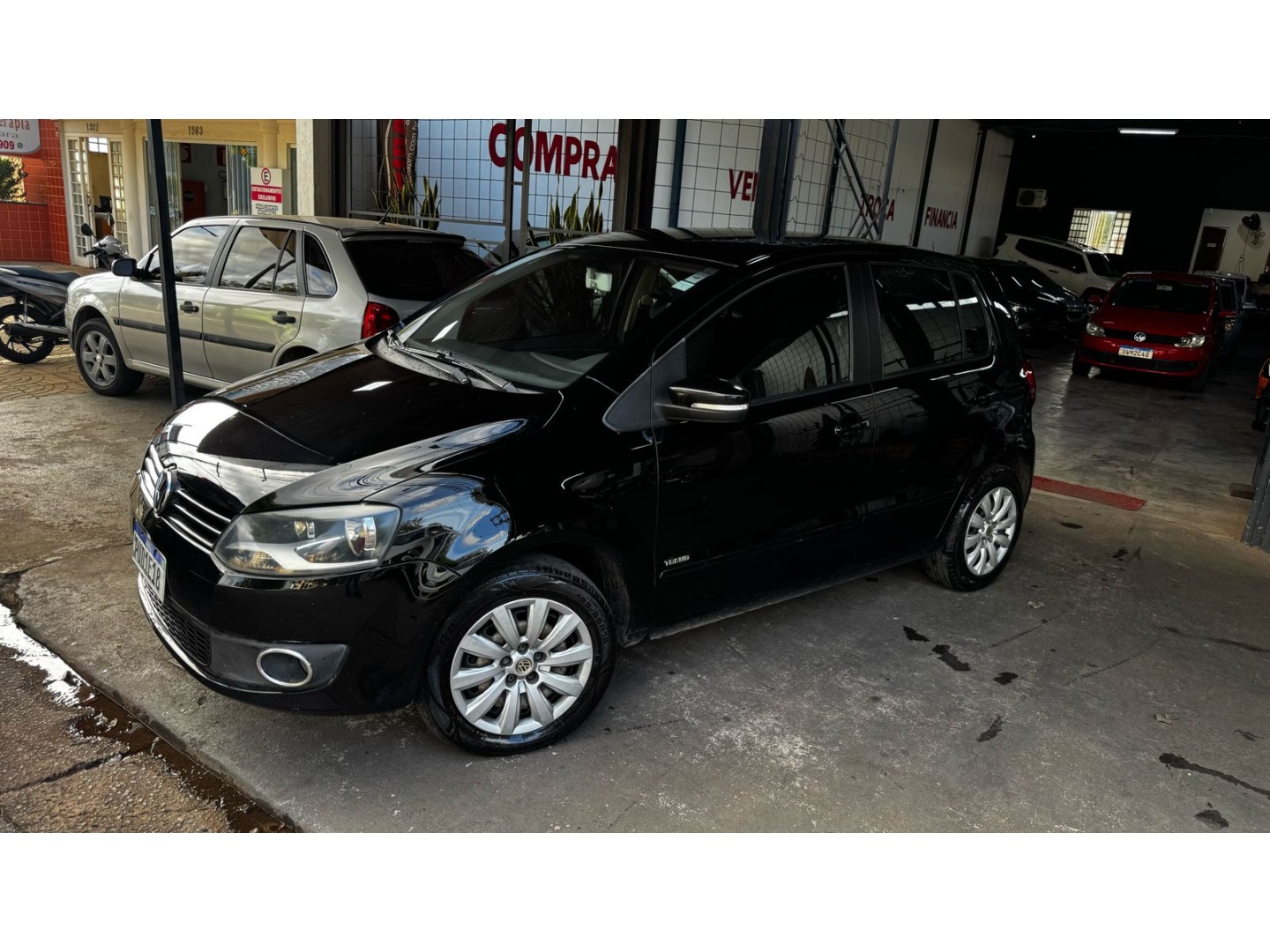 VOLKSWAGEN FOX