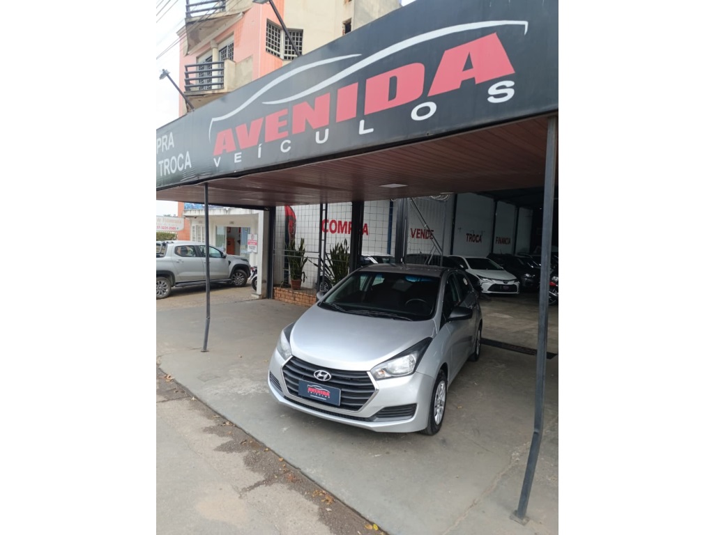 HYUNDAI HB20