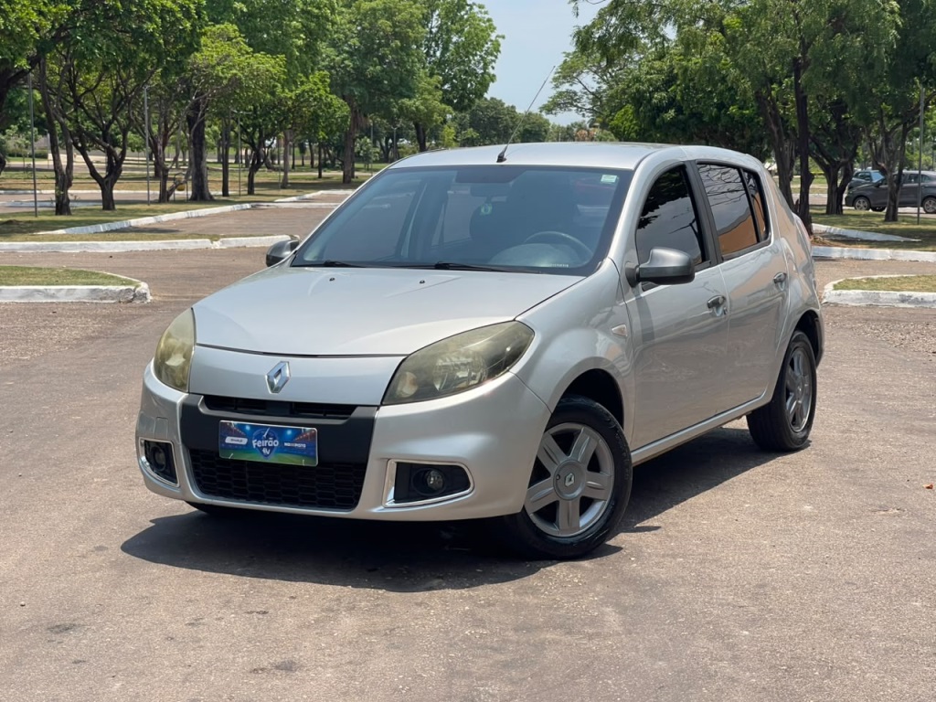 RENAULT SANDERO