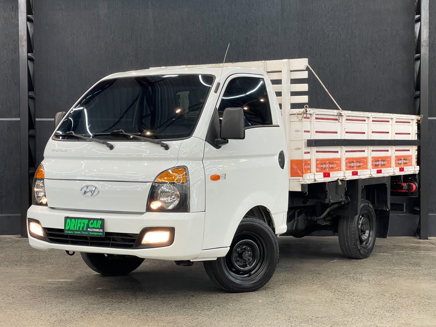 HYUNDAI HR