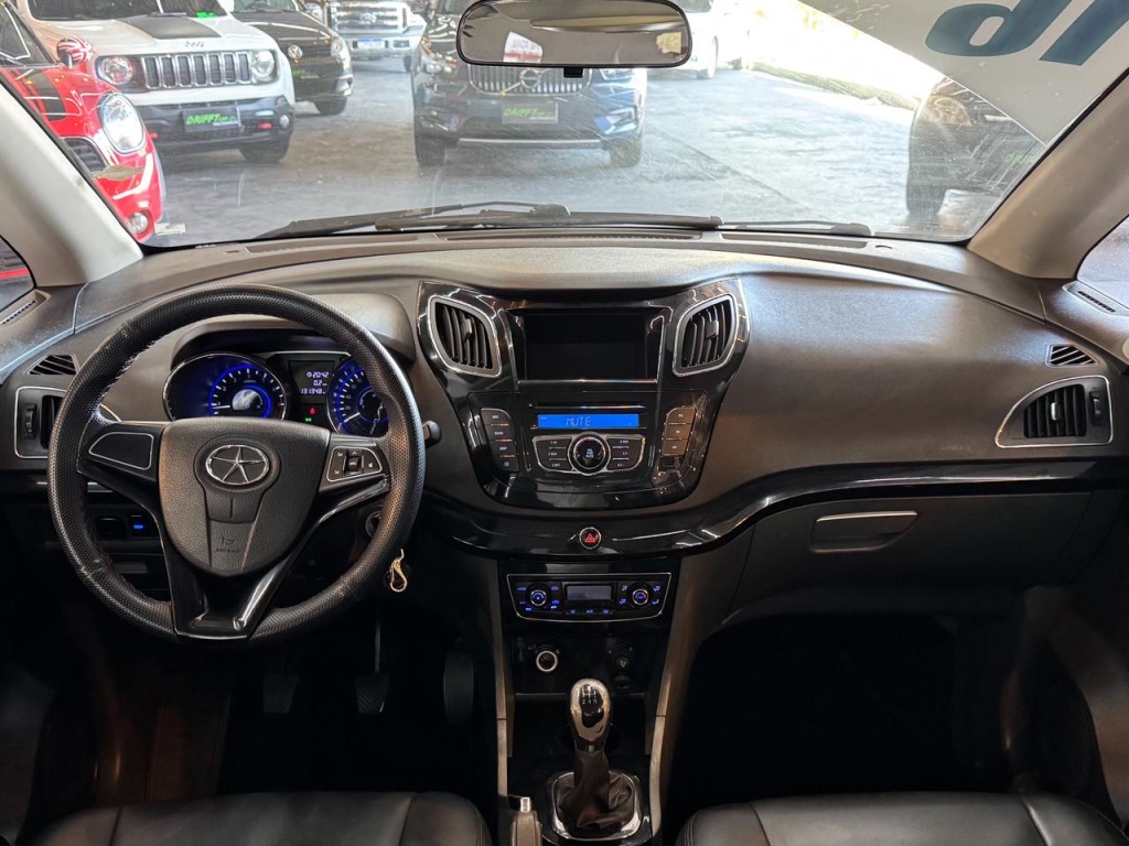 JAC J6 2.0 16V Jetflex 7 Lugares 4P Manual - foto 4