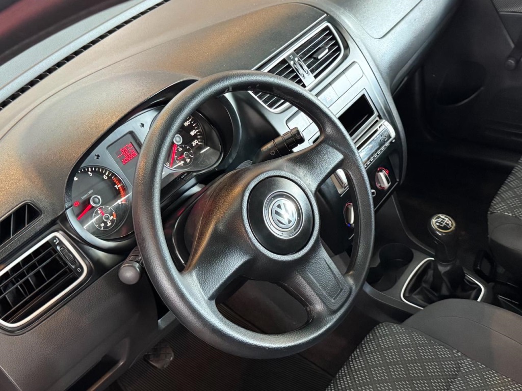 Volkswagen Fox 1.0 Mi 8V Flex 4P Manual - foto 5