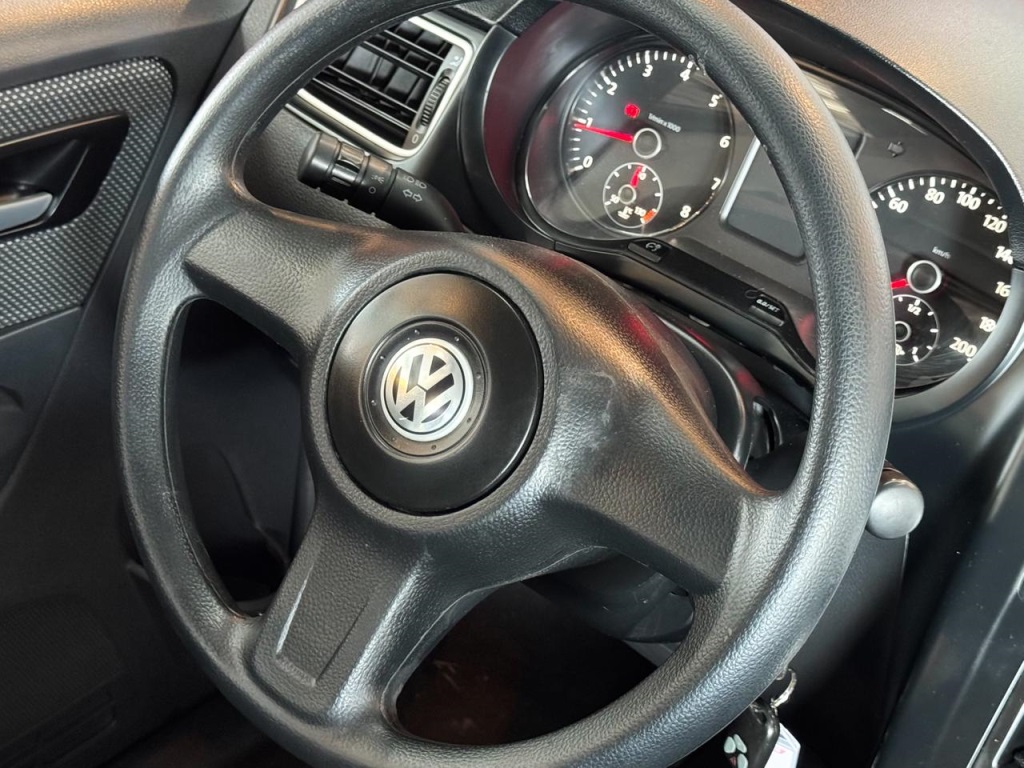 Volkswagen Fox 1.0 Mi 8V Flex 4P Manual - foto 6