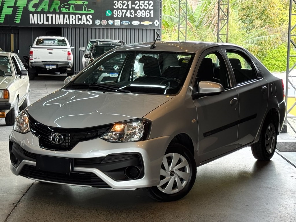 TOYOTA ETIOS
