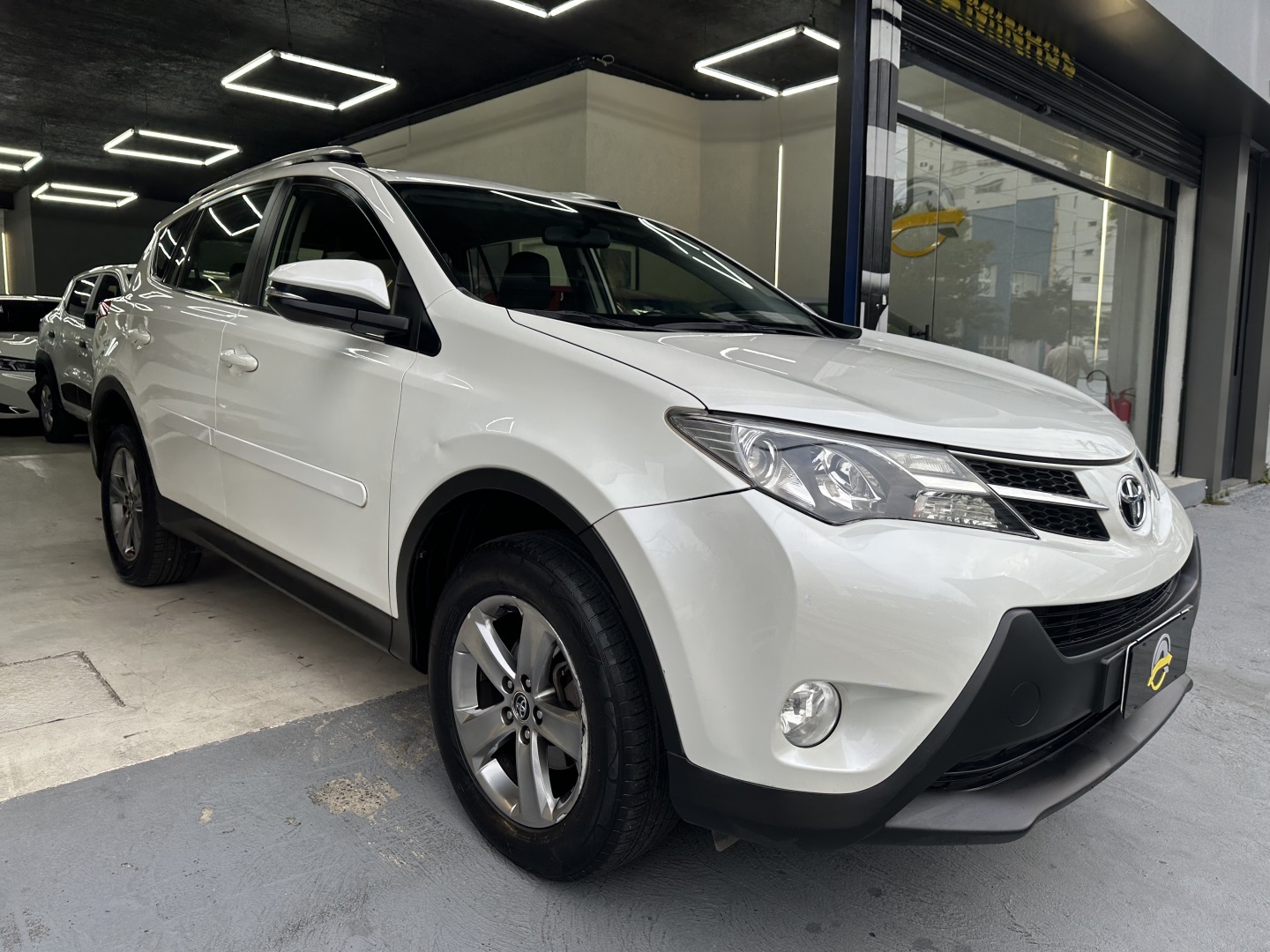 TOYOTA RAV4