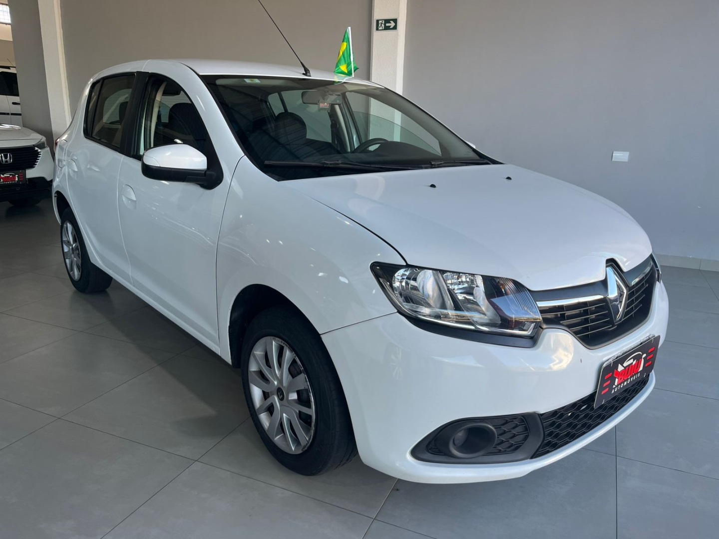 RENAULT SANDERO