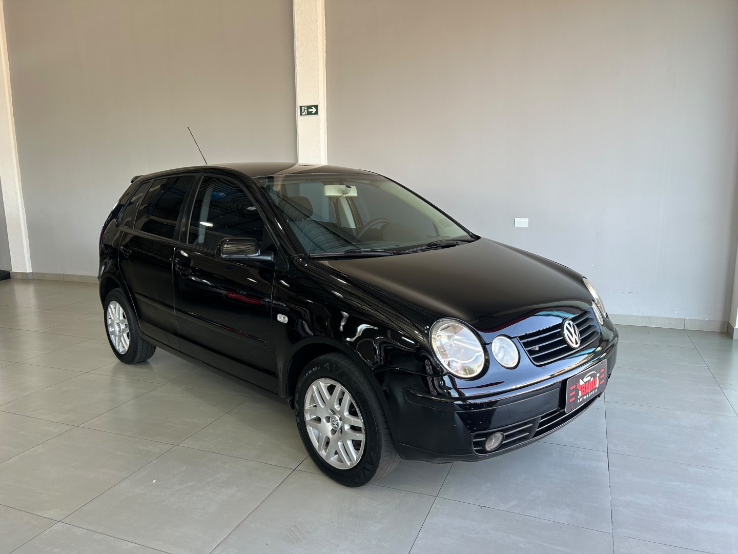 VOLKSWAGEN POLO