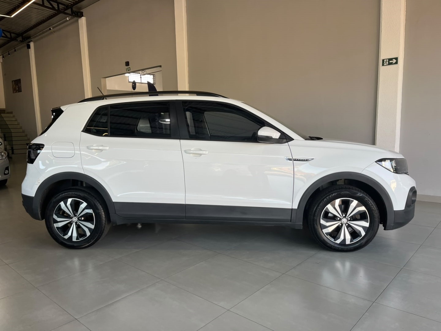 Volkswagen T-Cross 1.0 200 TSI Total Flex Sense Automático - foto 3