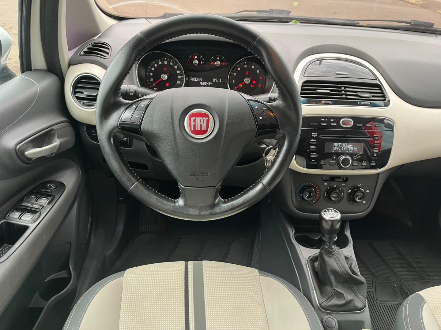Fiat PUNTO 1.6 Essence 16V Flex 4P Manual - foto 11