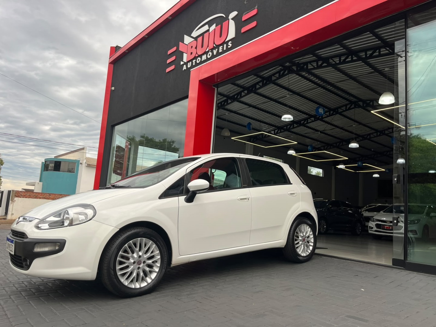 Fiat PUNTO 1.6 Essence 16V Flex 4P Manual - foto 14