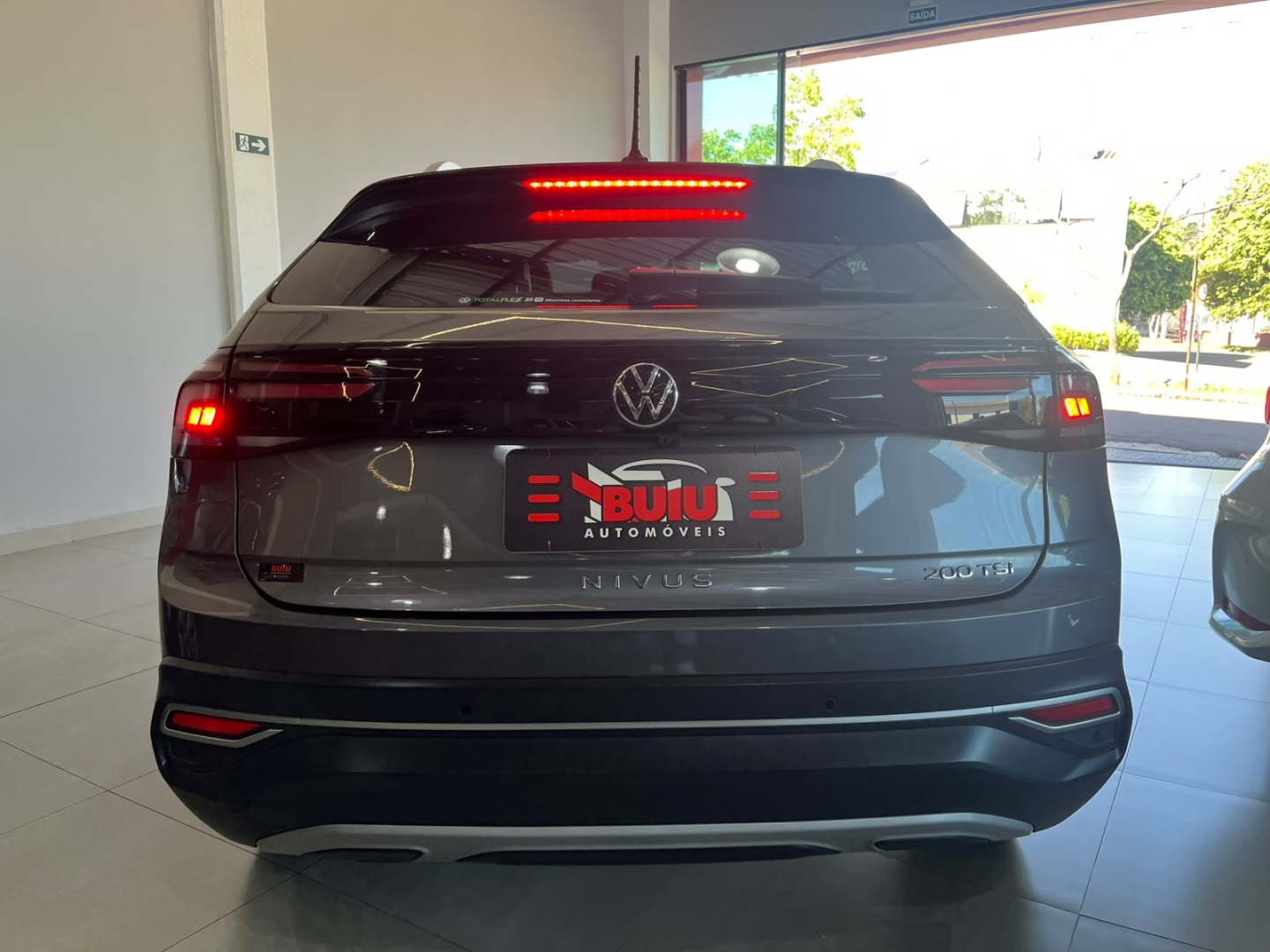 Volkswagen Nivus 1.0 200 TSI Total Flex Highline Automático - foto 3