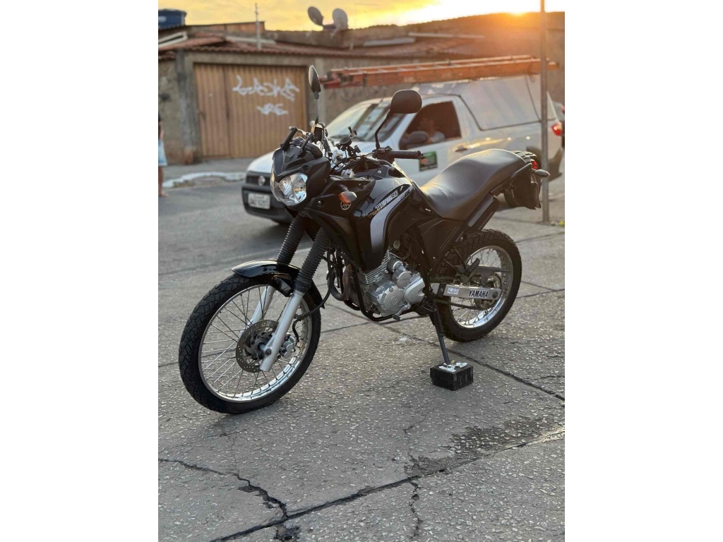 YAMAHA XTZ 250 TÉNÉRÉ