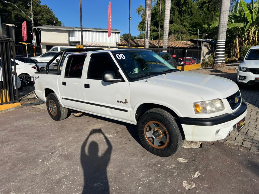 CHEVROLET S10