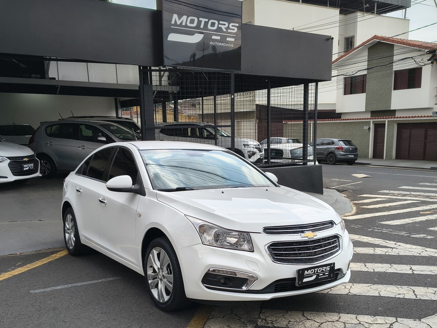 CHEVROLET CRUZE