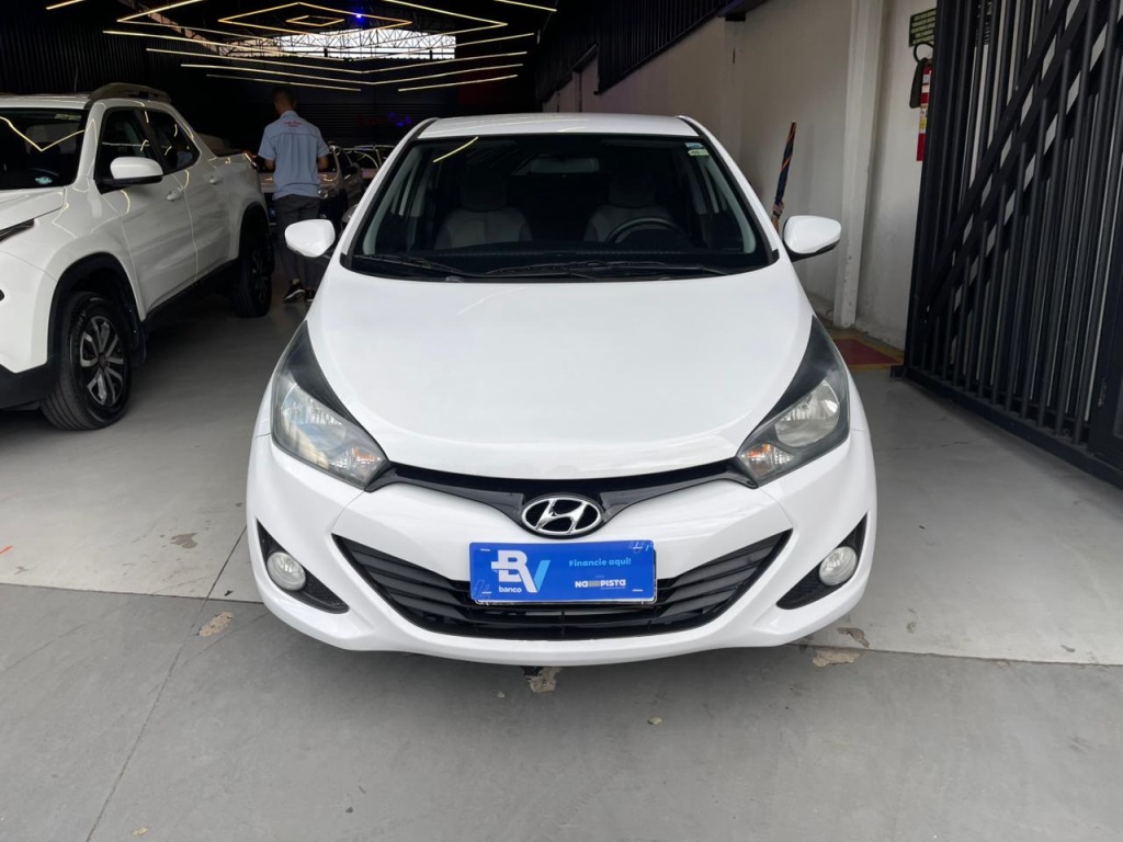 HYUNDAI HB20S 1.0 COMFORT PLUS 12V FLEX 4P MANUAL