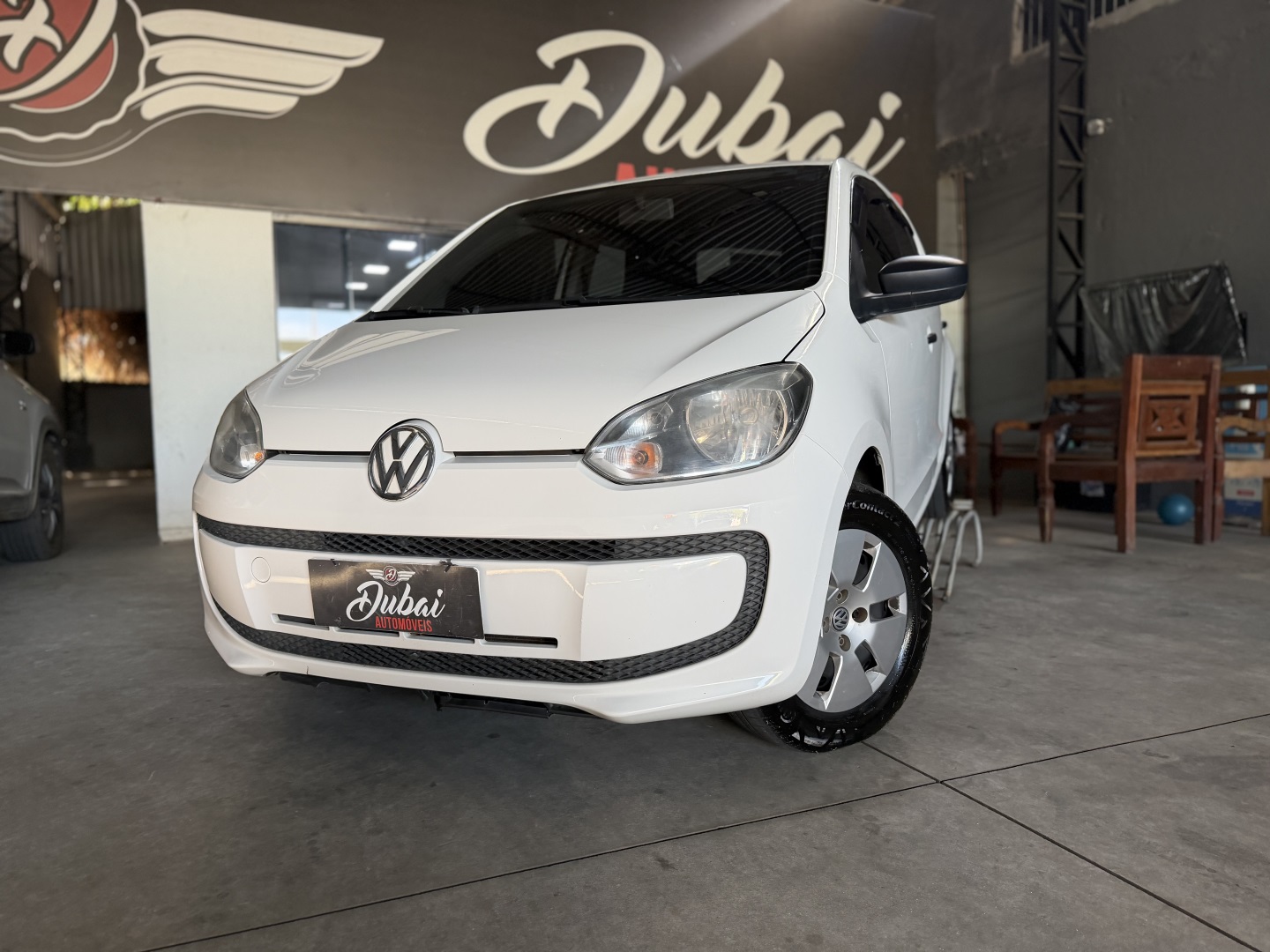 VOLKSWAGEN UP