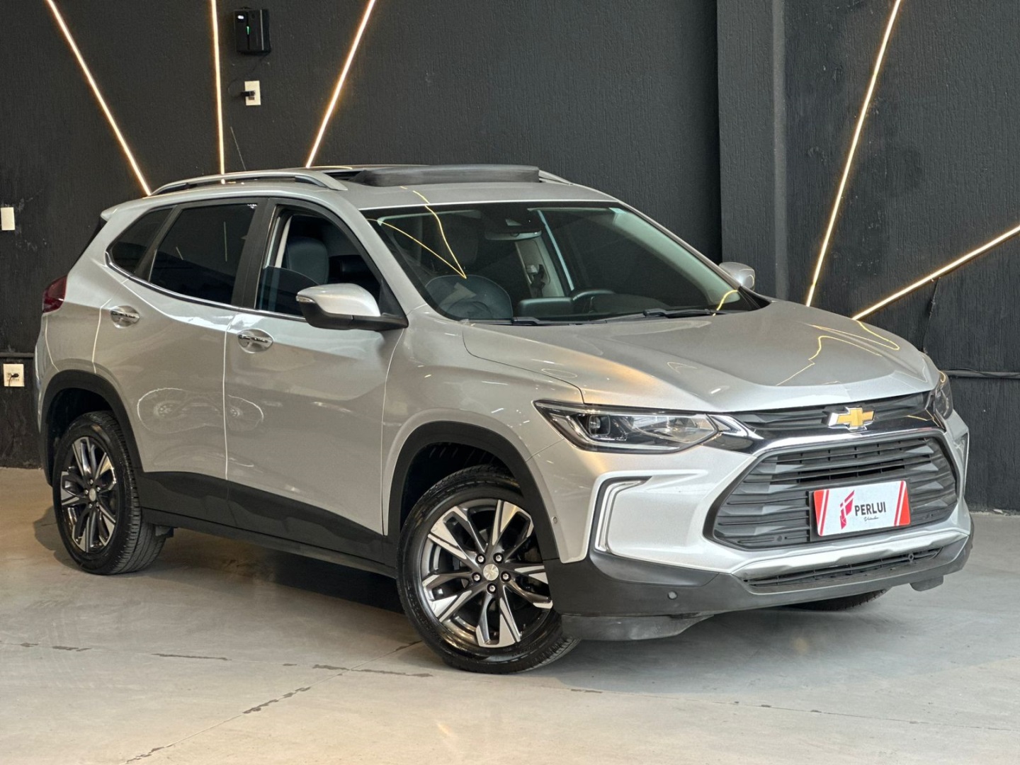 CHEVROLET TRACKER