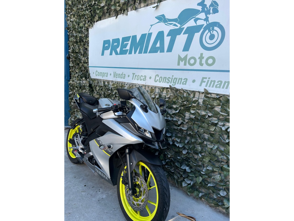YAMAHA YZF-R15 ABS
