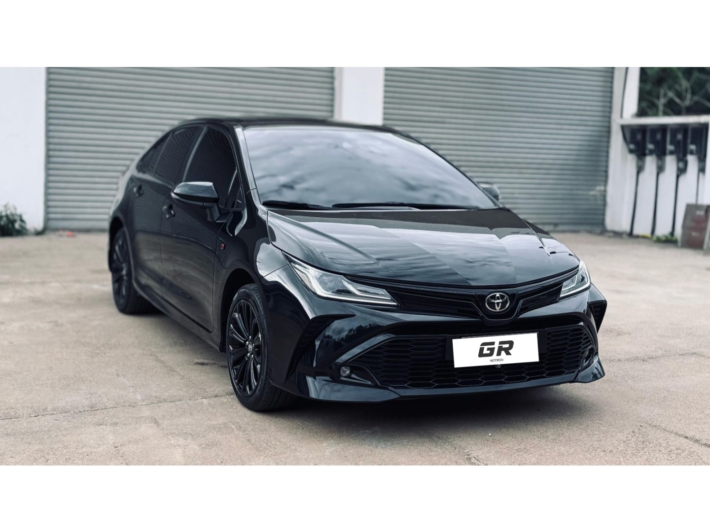 TOYOTA COROLLA
