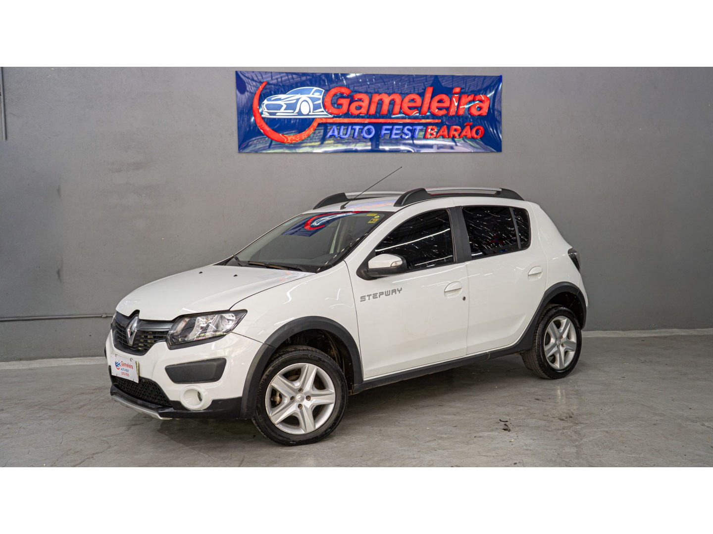 RENAULT SANDERO 1.6 16V SCE FLEX STEPWAY EASY R AUTOMATICO