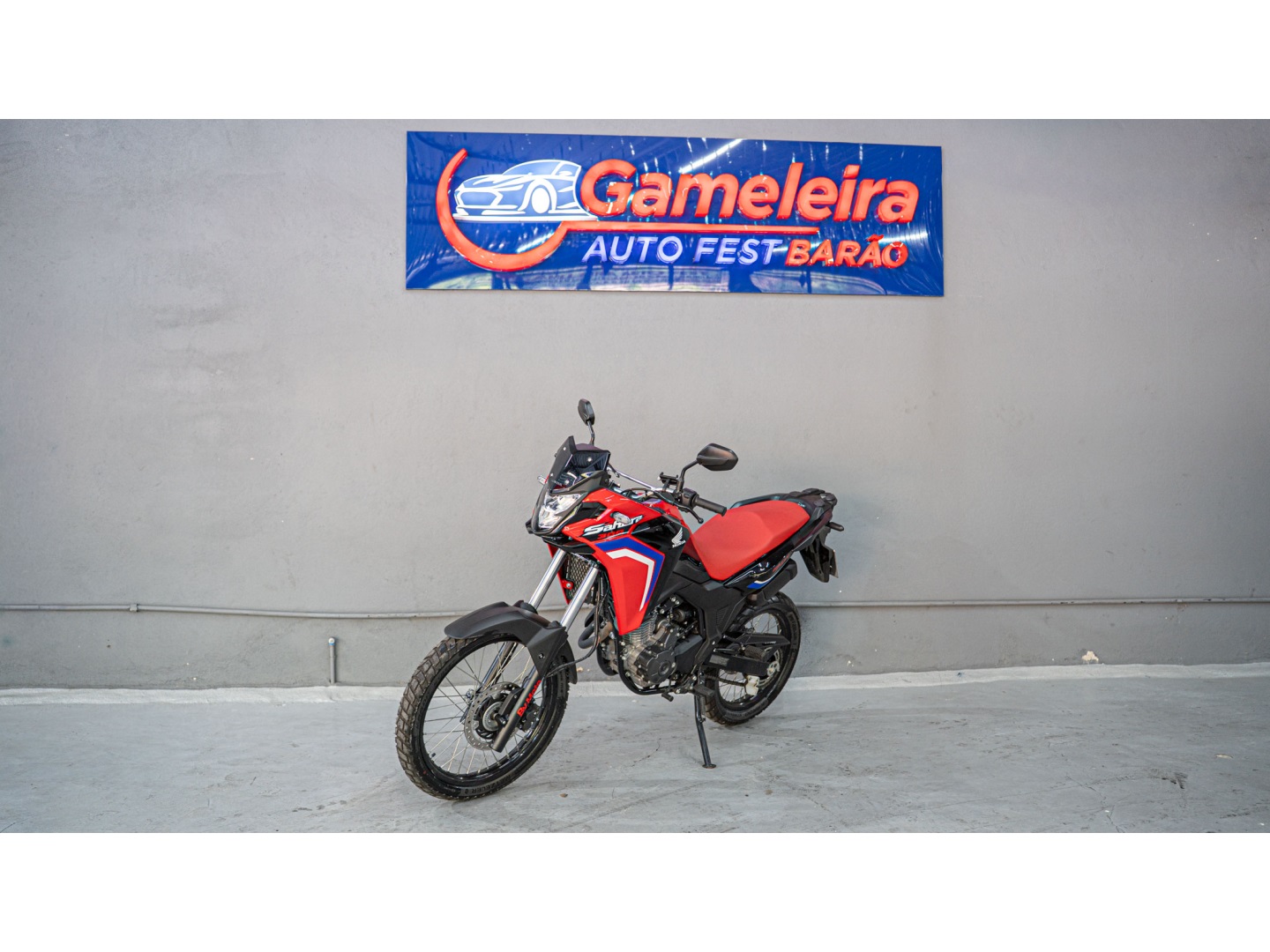 HONDA XRE 300 SAHARA RALLY XRE 300 SAHARA RALLY