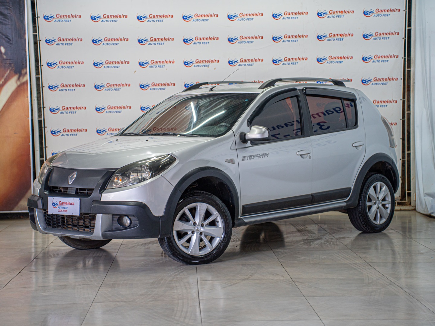 RENAULT SANDERO