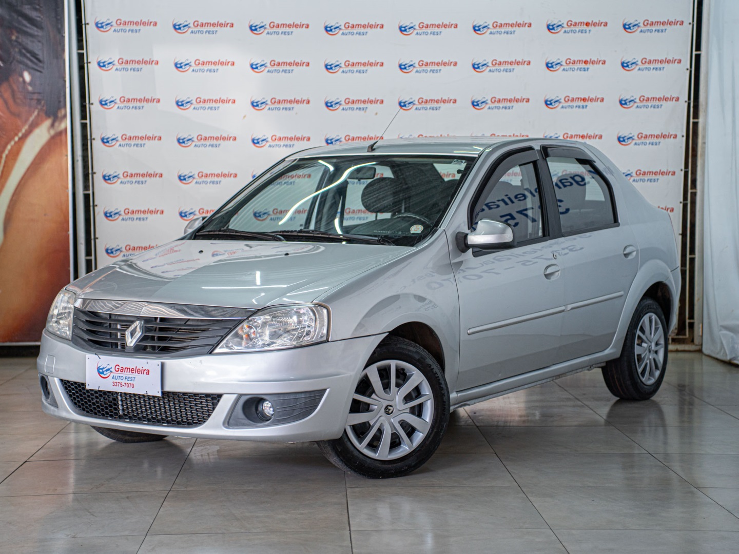 RENAULT LOGAN