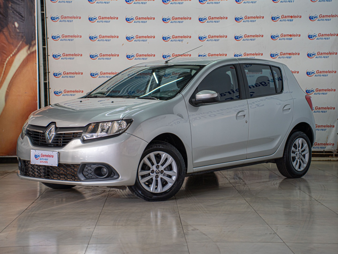 RENAULT SANDERO