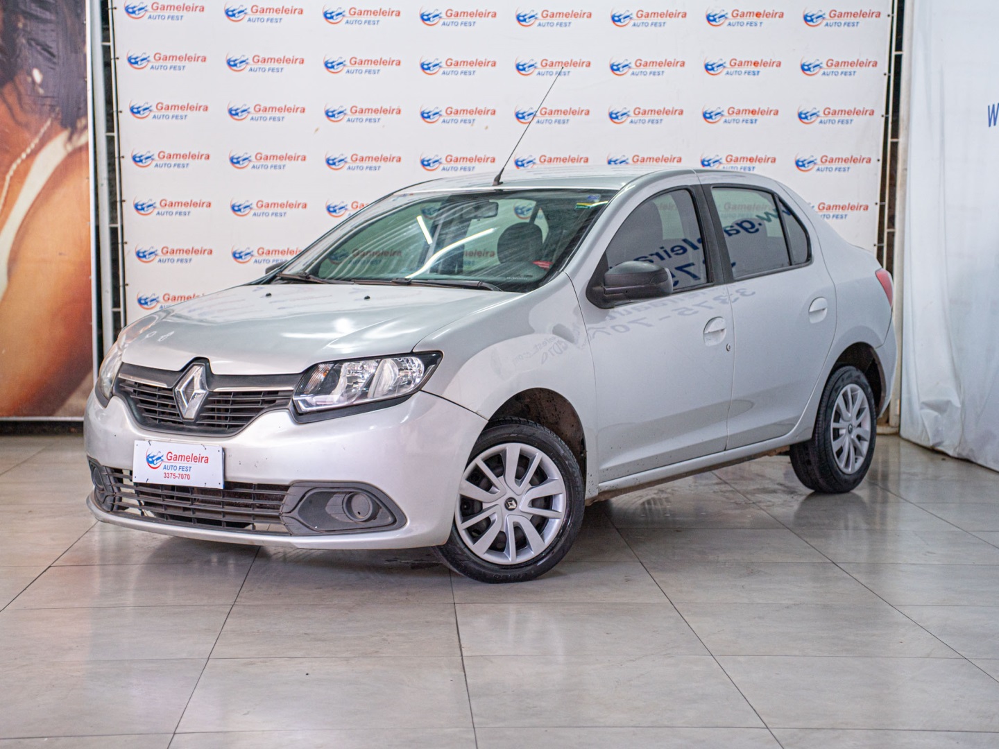 RENAULT LOGAN