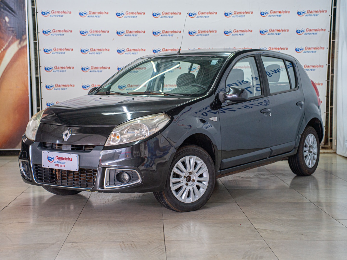 RENAULT SANDERO