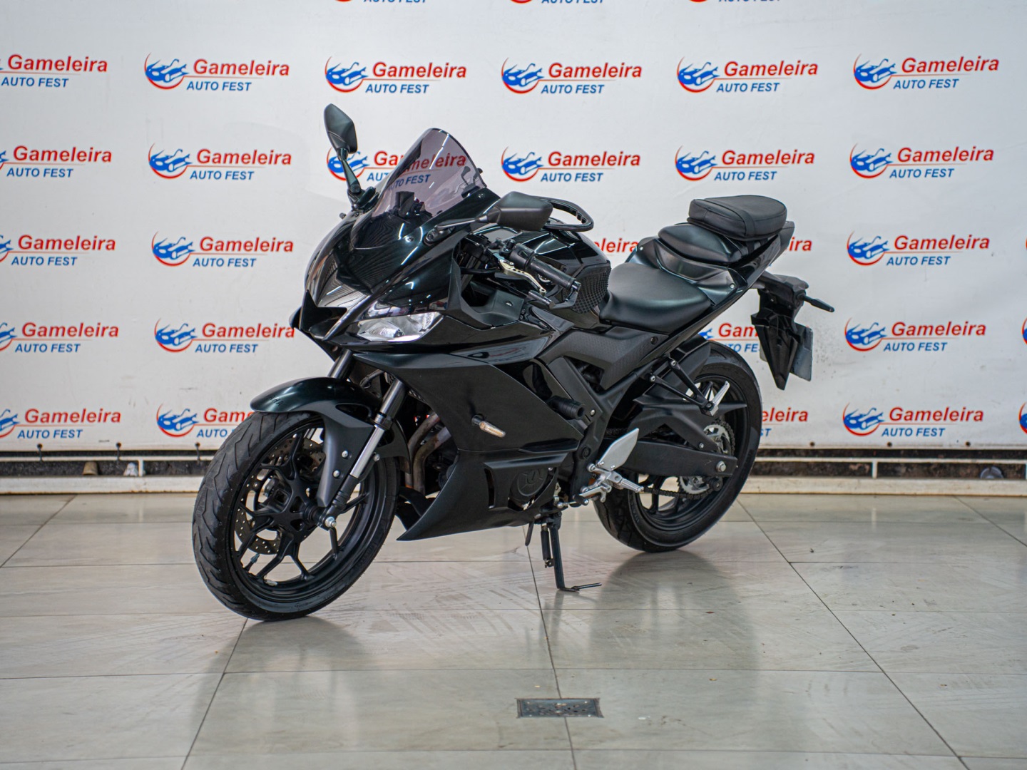 YAMAHA YZF-R3