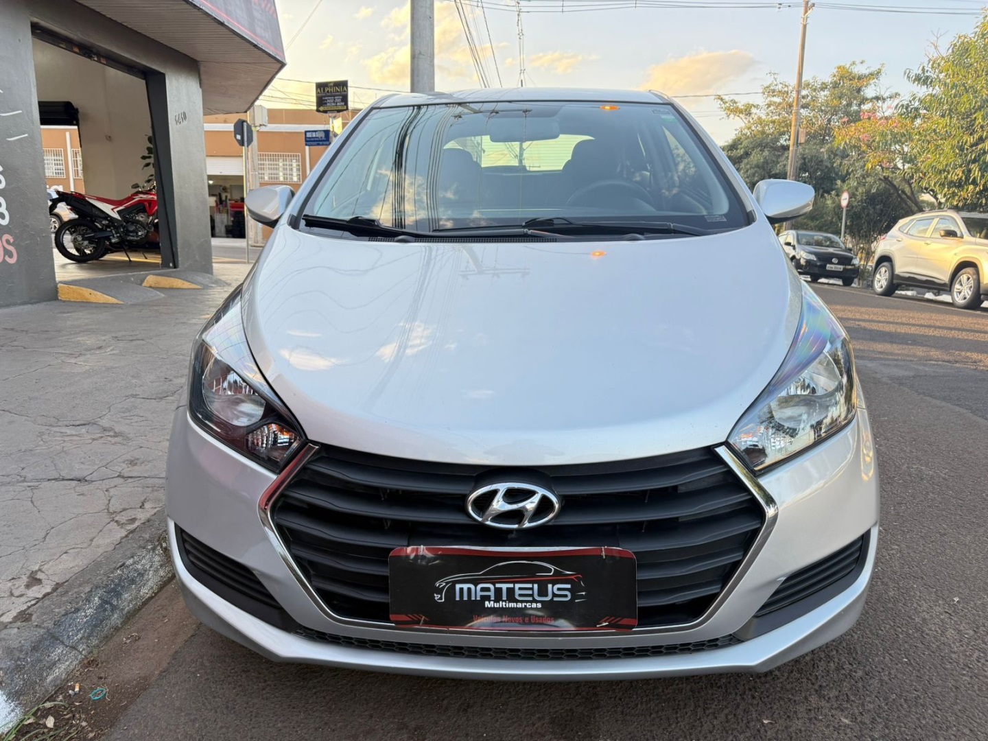 HYUNDAI HB20