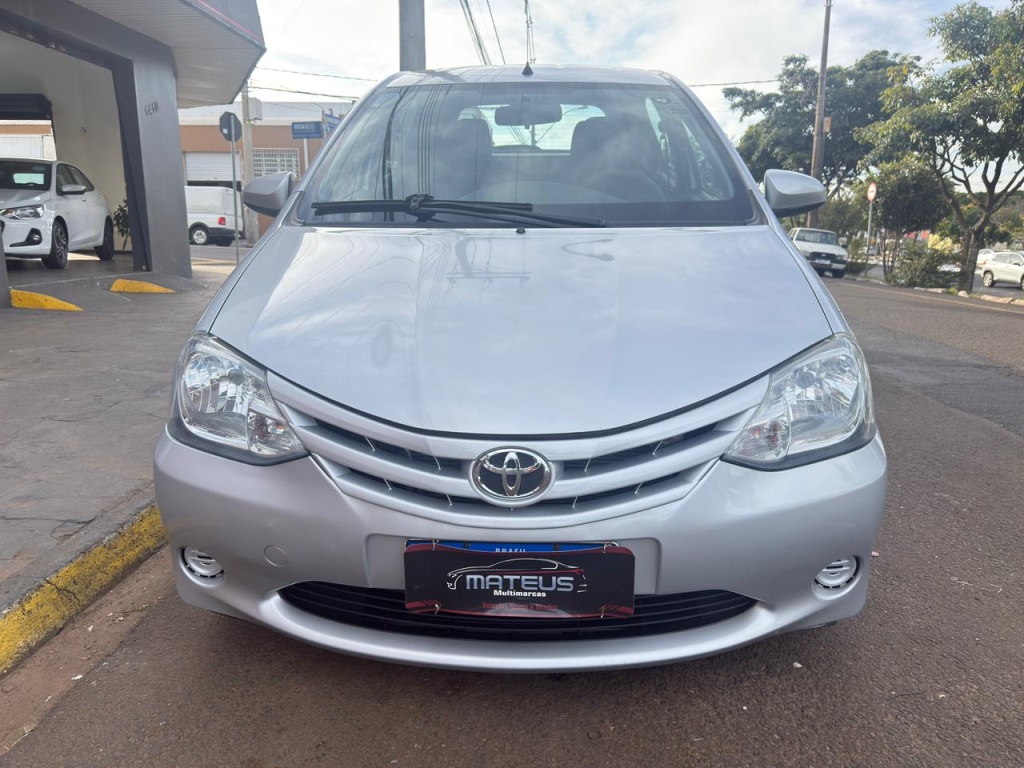 TOYOTA ETIOS