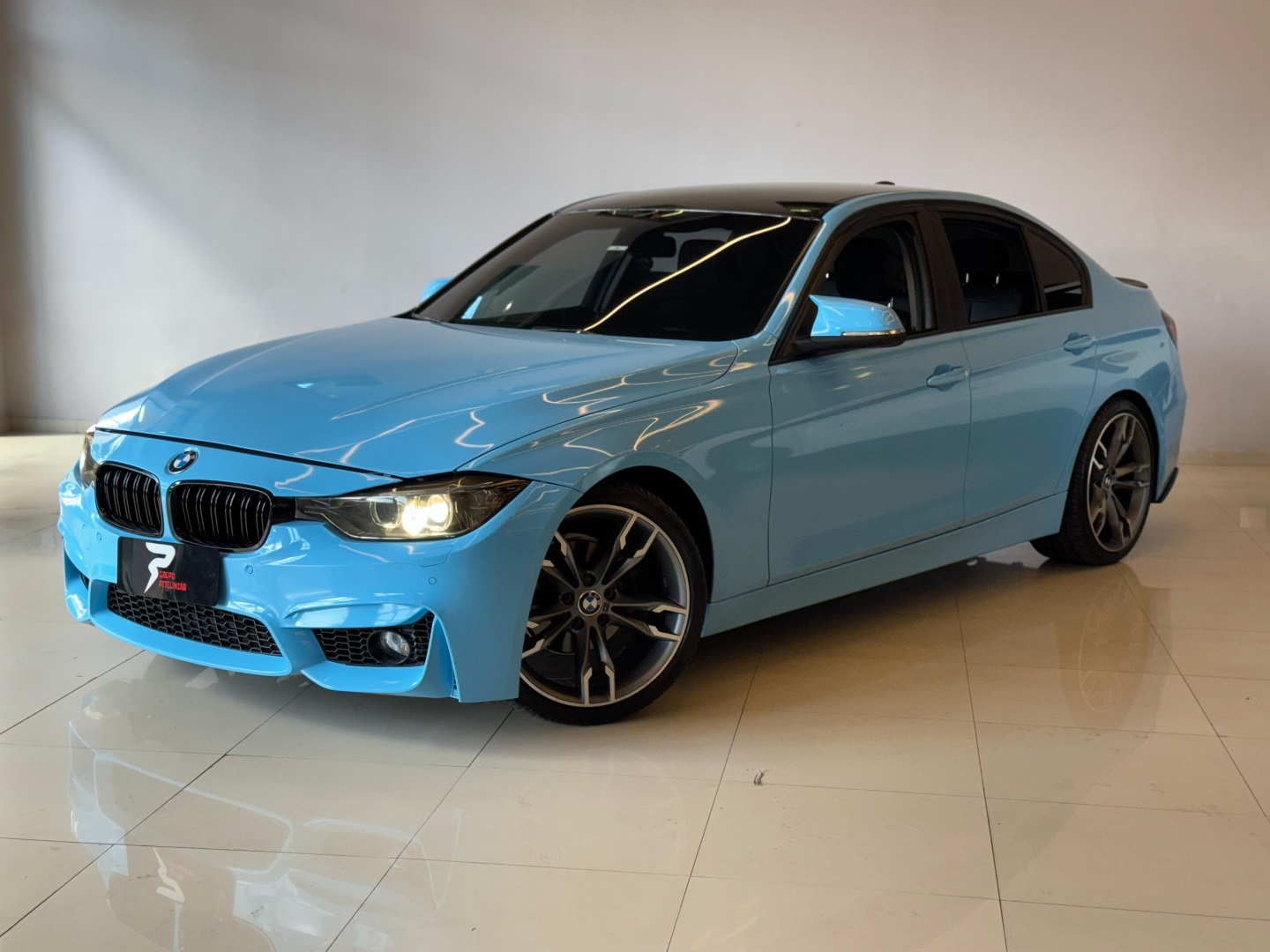 BMW 320i