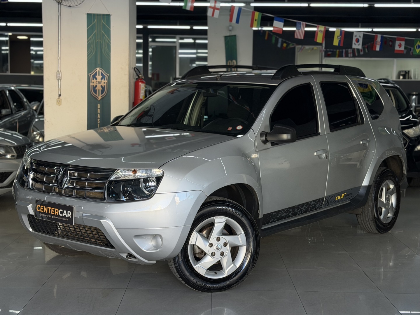 RENAULT DUSTER