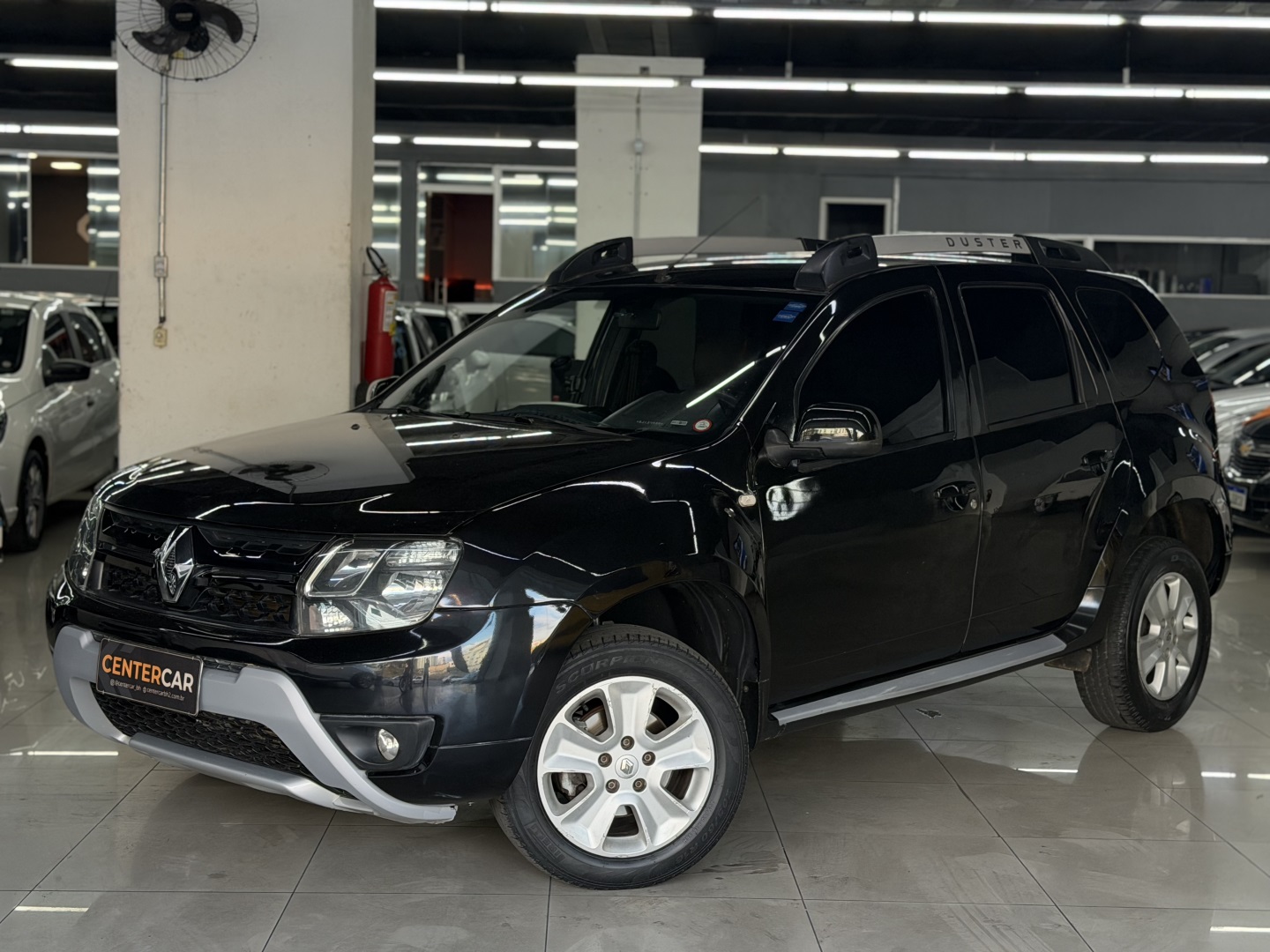 RENAULT DUSTER