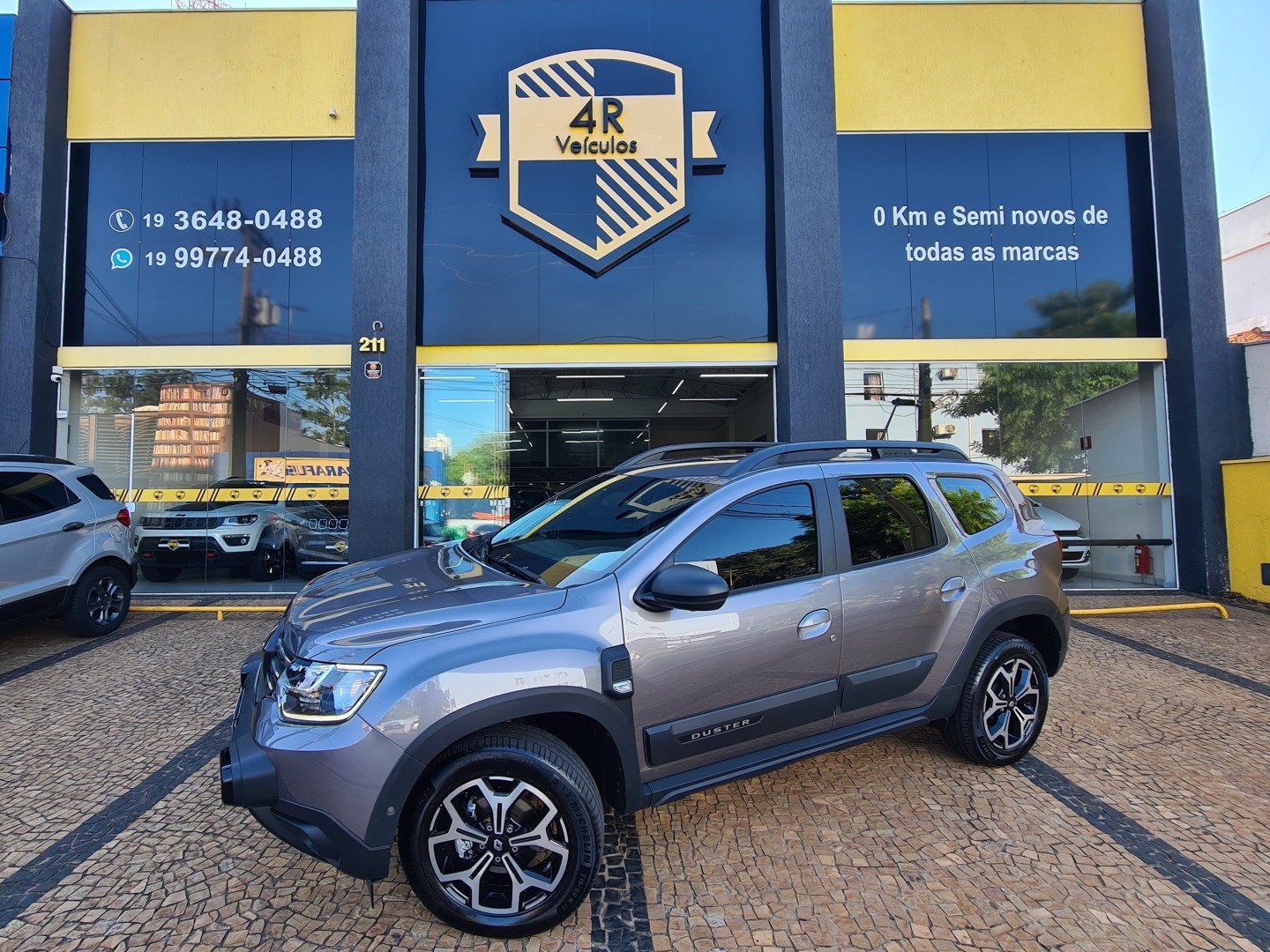 RENAULT DUSTER