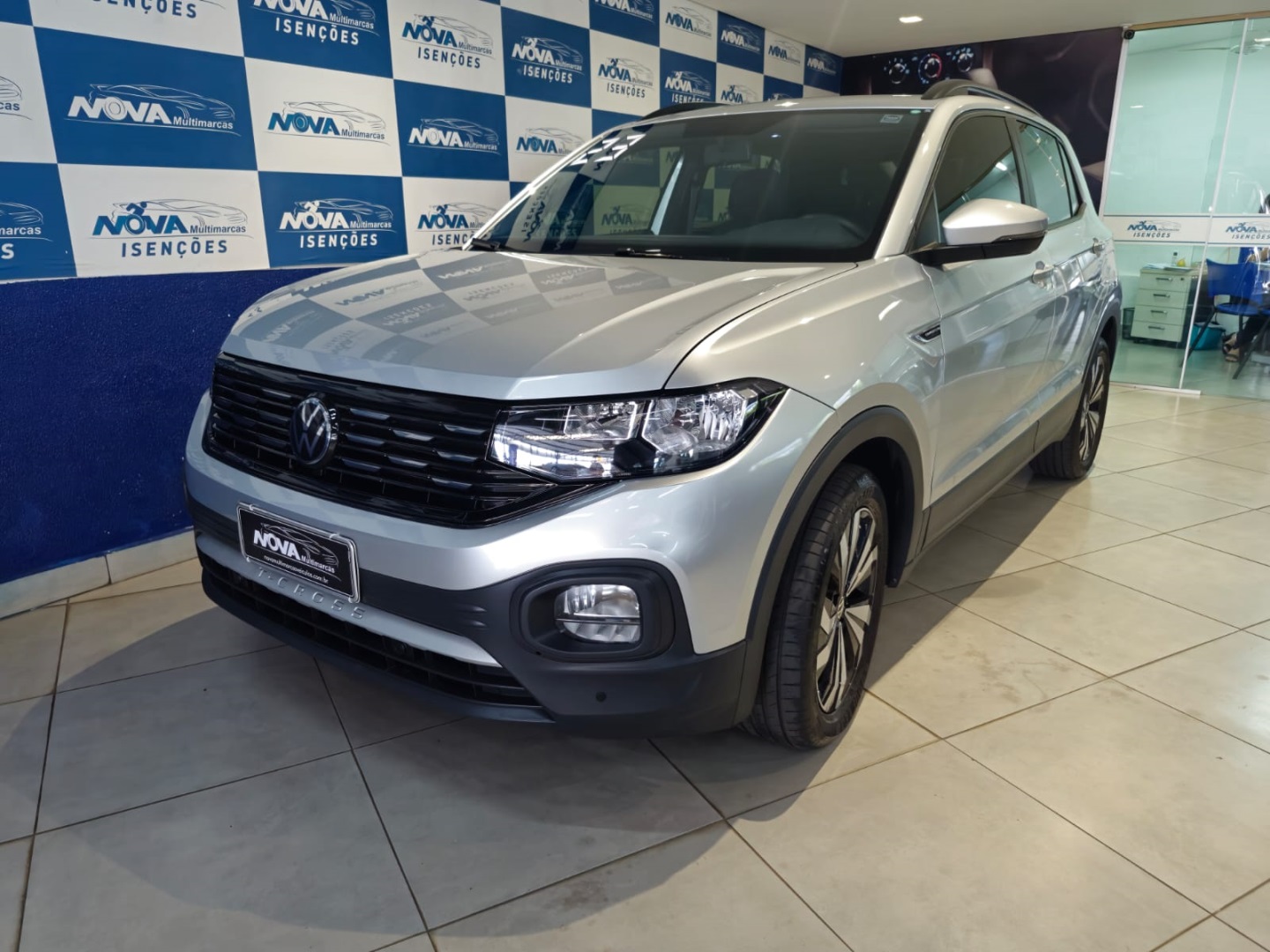 VOLKSWAGEN T-CROSS