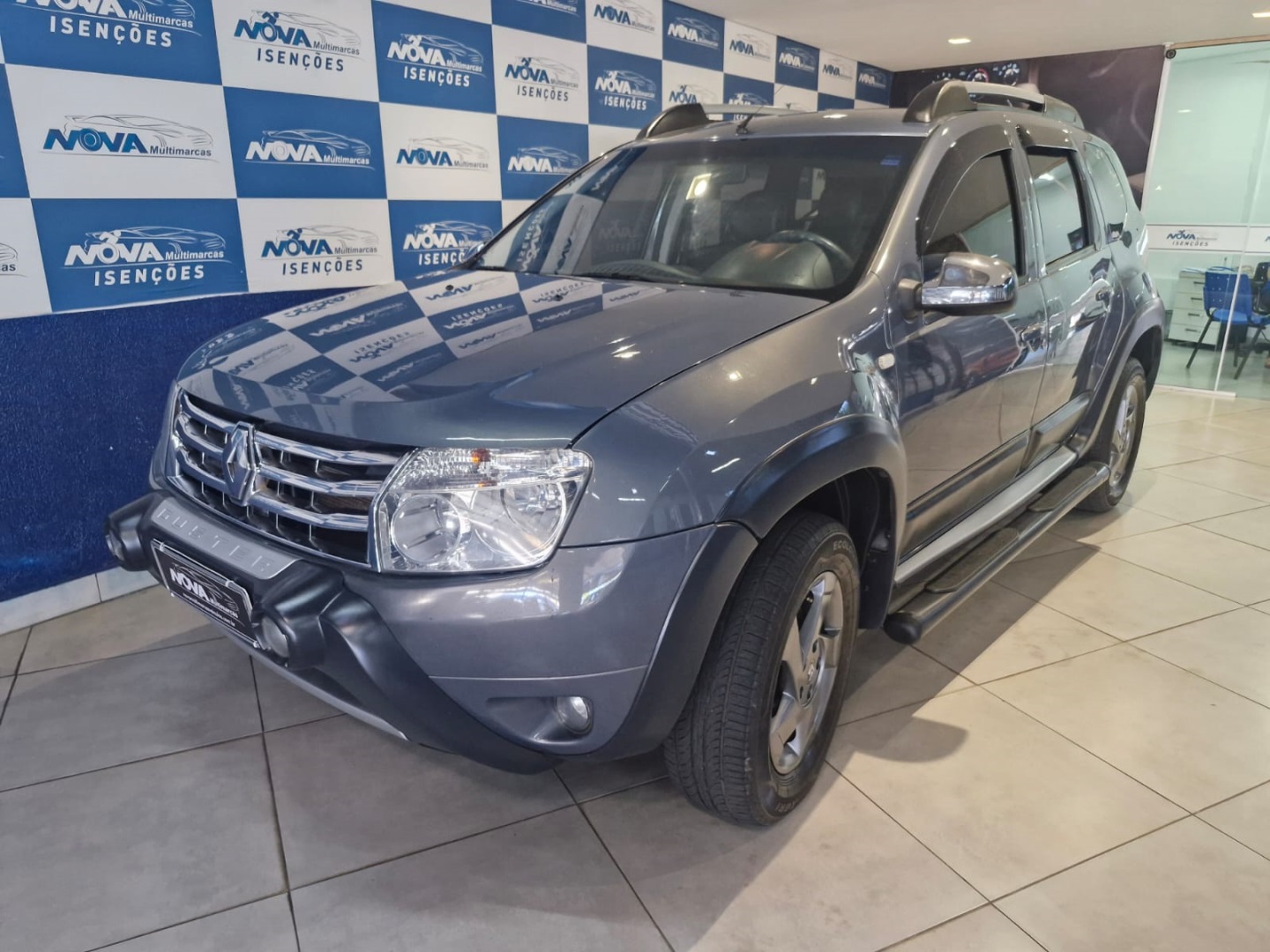 RENAULT DUSTER