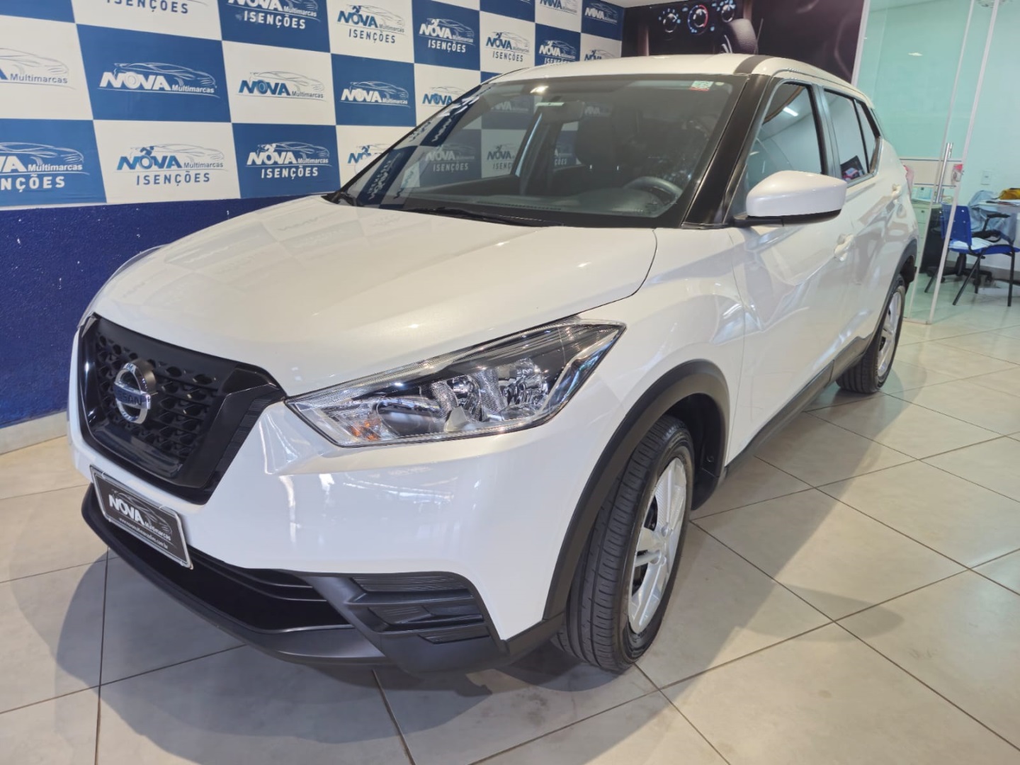 NISSAN KICKS