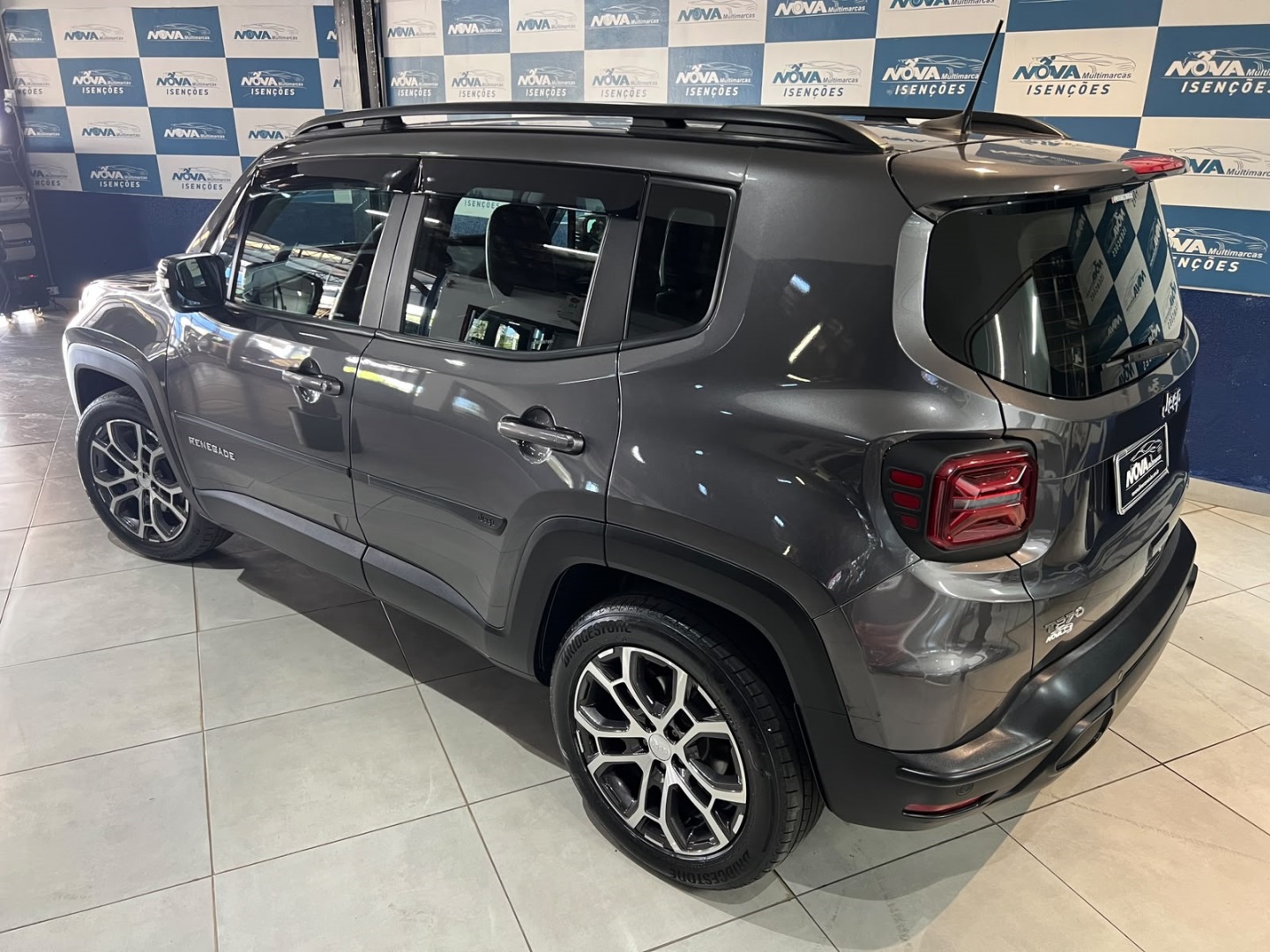Jeep Renegade 1.3 T270 Turbo Flex Longitude - foto 4