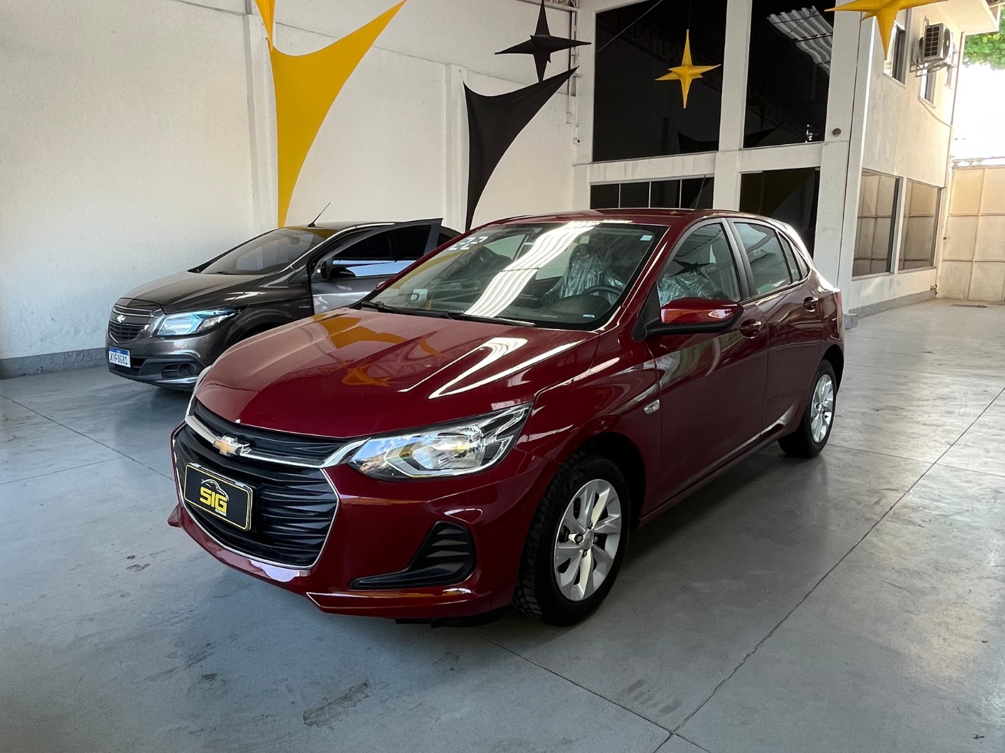 CHEVROLET ONIX 1.0 FLEX LT MANUAL 2022 Vermelho - Miniatura 4 - SIG Multimarcas
