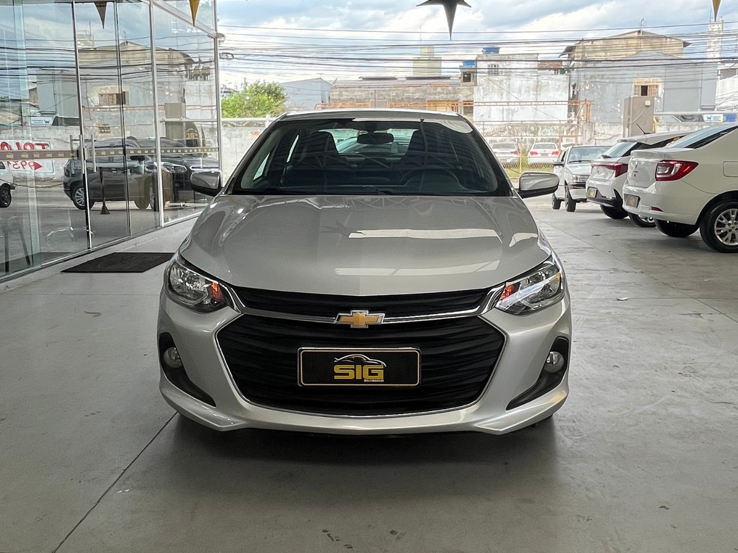 CHEVROLET ONIX 1.0 TURBO FLEX PLUS LTZ MANUAL 2023 Prata - Miniatura 2 - SIG Multimarcas