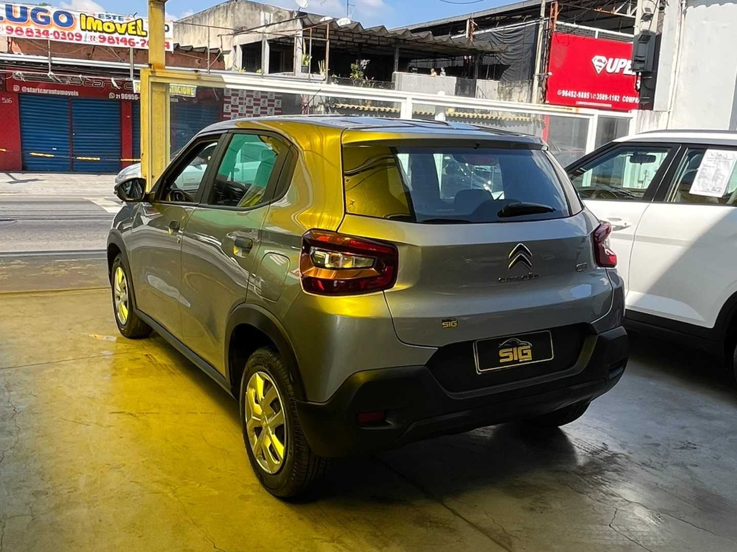 CITROEN C3 1.0 FIREFLY FLEX LIVE PACK MANUAL 2024 Cinza - Miniatura 8 - SIG Multimarcas