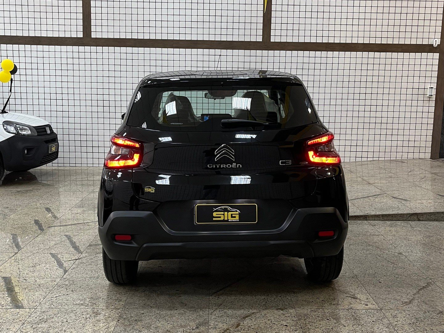 CITROEN C3 1.0 FIREFLY FLEX LIVE PACK MANUAL 2023 Preto - Miniatura 3 - SIG Multimarcas