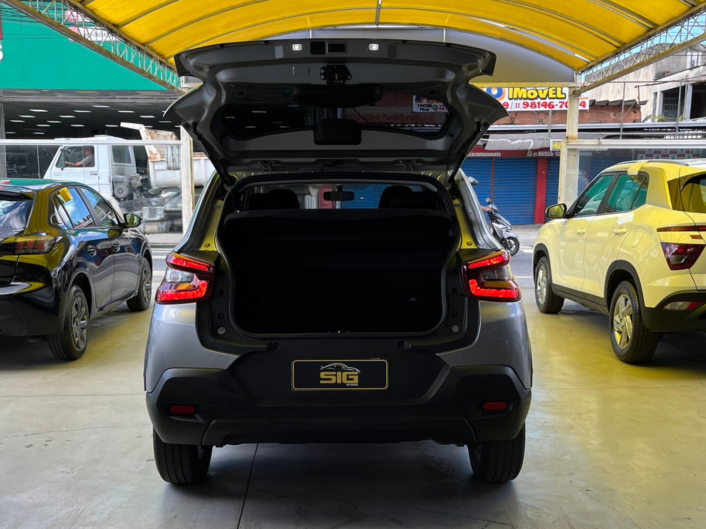 CITROEN C3 1.0 FIREFLY FLEX FEEL MANUAL 2023 Prata - Miniatura 6 - SIG Multimarcas